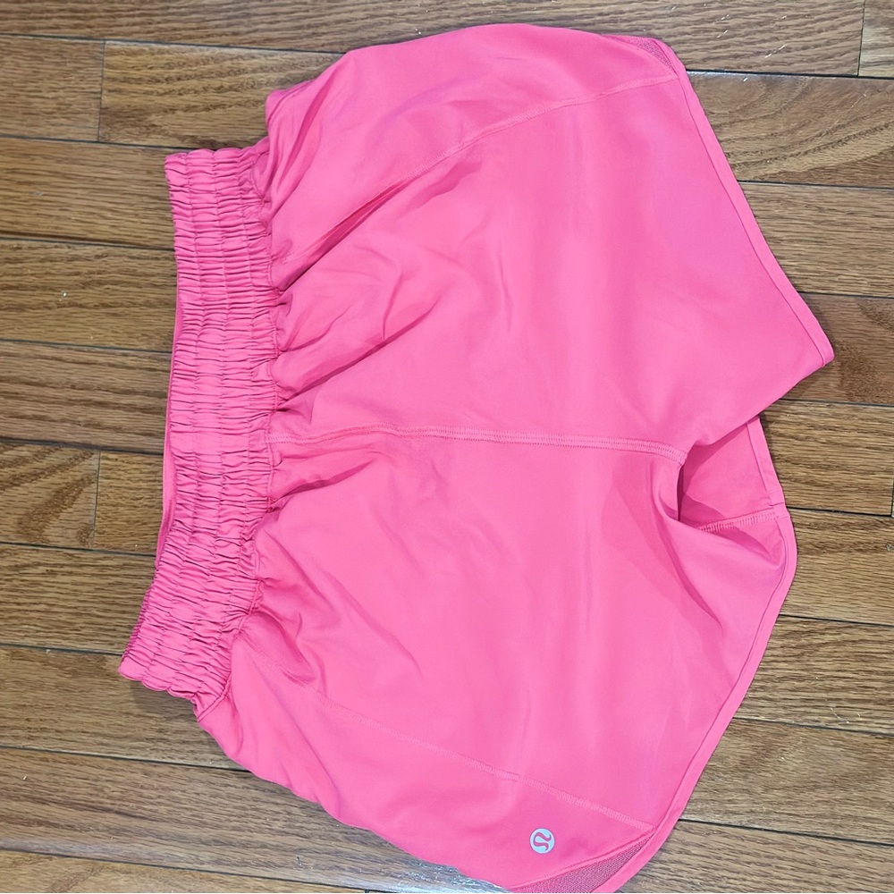 Lululemon Hotty Hot High-Rise Lined Short 4"